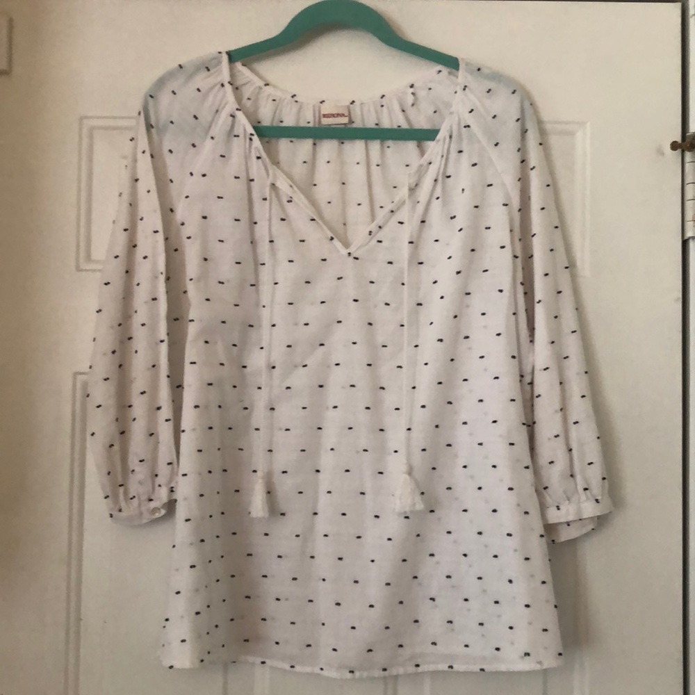 Medina white shirt with tassels